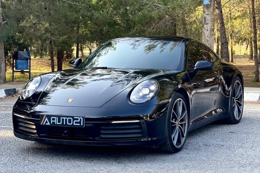 2022 Model Porsche 911 Carrera